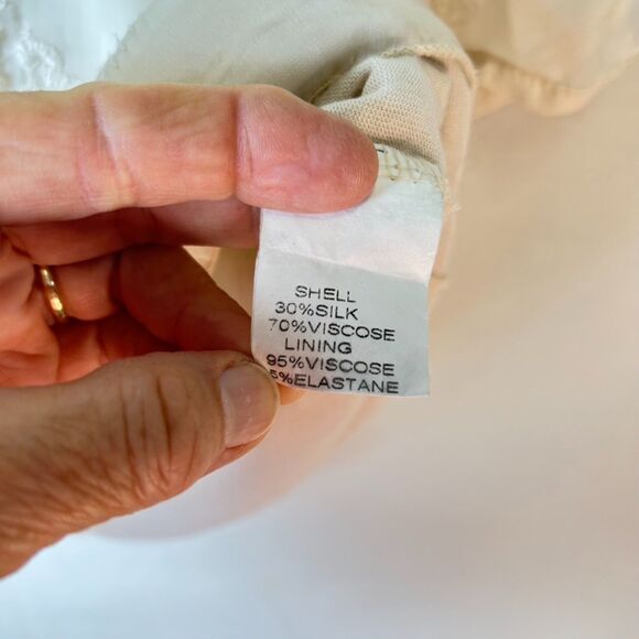 Angela Moda Ivory Sheer Lined Floral Embroidered Silk Blend SS Relaxed Top Sz S - Picture 7 of 15